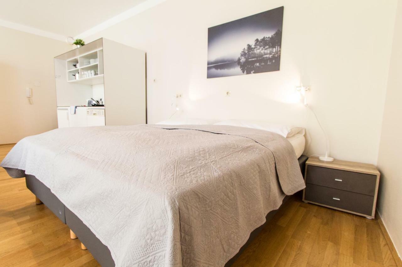 Apartment Kaiserstrasse Wien Ngoại thất bức ảnh